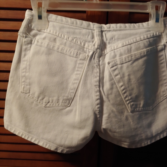 Shorts - Picture 3 of 3